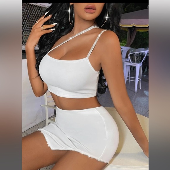 Like new off shoulder rhinestone two piece skirt set - Picture 5 of 5